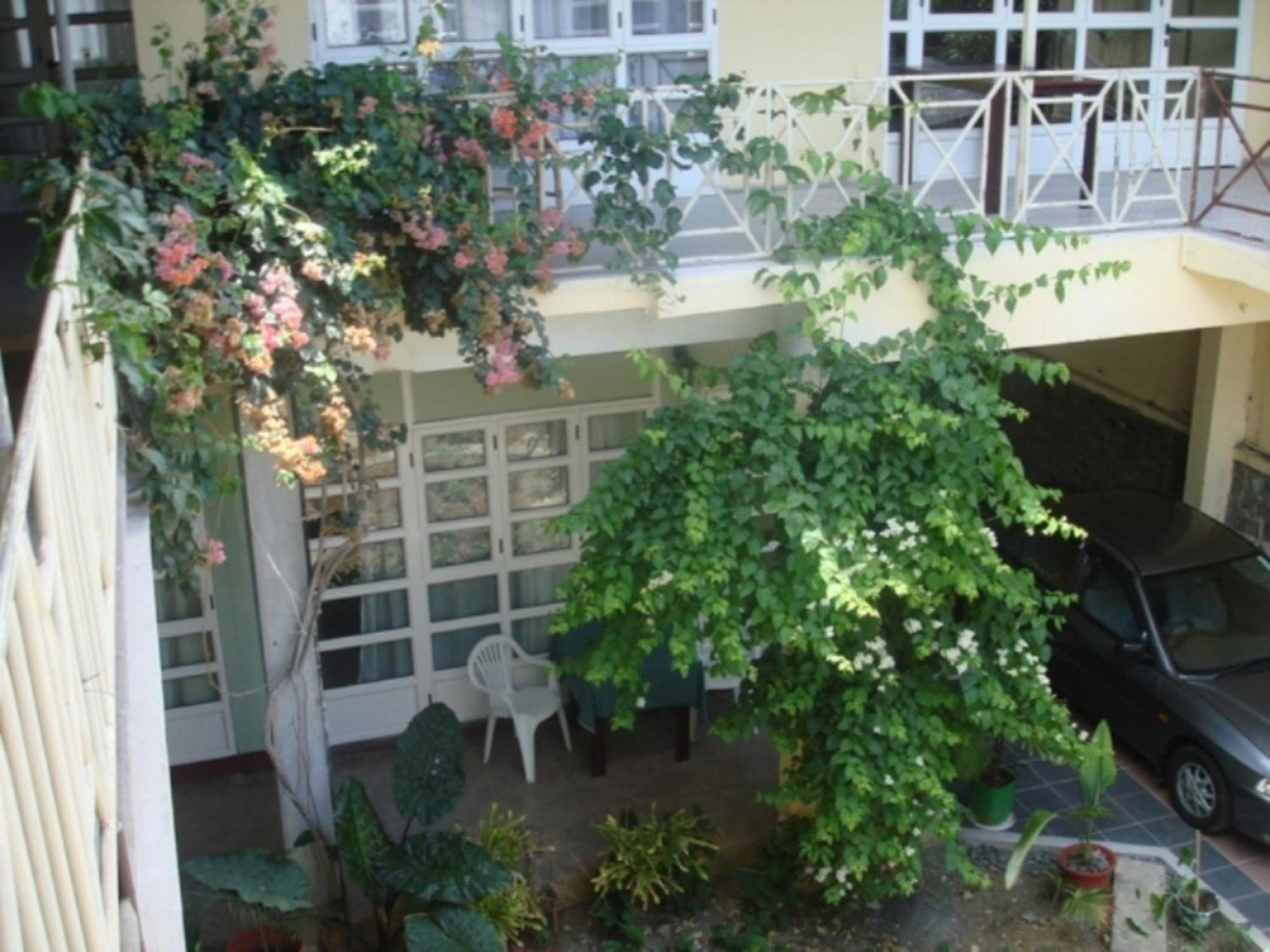 Auberge Le Saladier Mahébourg Exterior foto